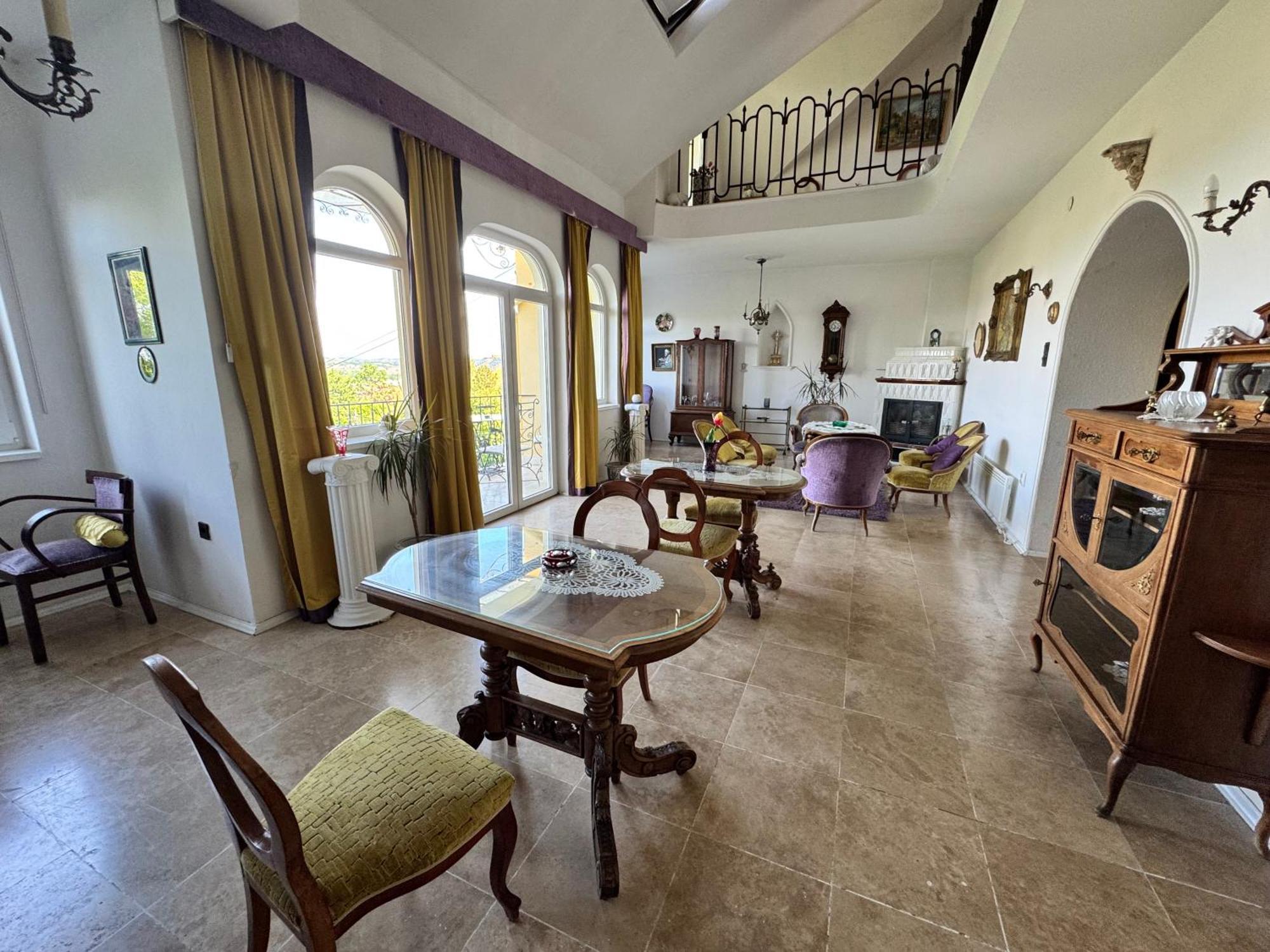 Panorama Homestay *